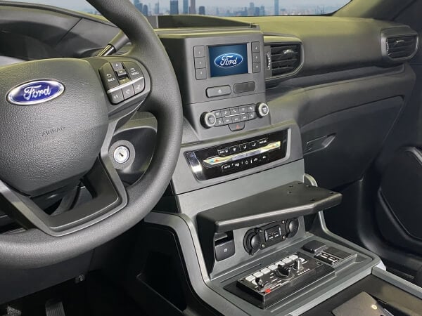 Package VSX Console With Front Bin Cup Holder And Fuse Block For 2020 2023 Ford Interceptor Utility - Image 4